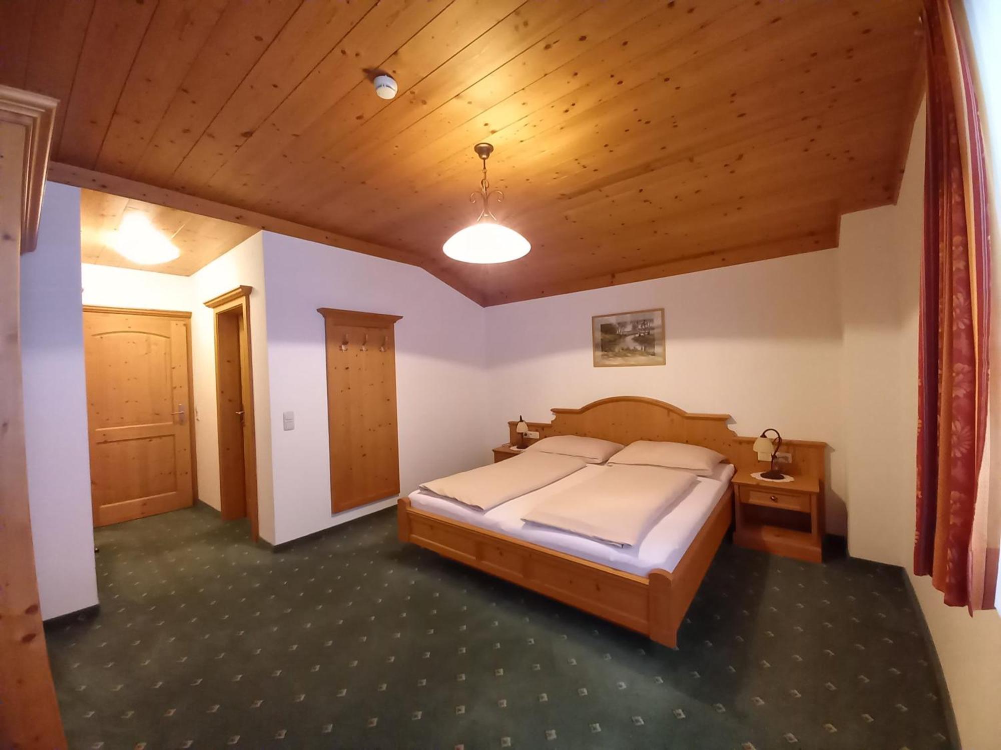 Gaestehaus Toferer Гросарл Екстериор снимка