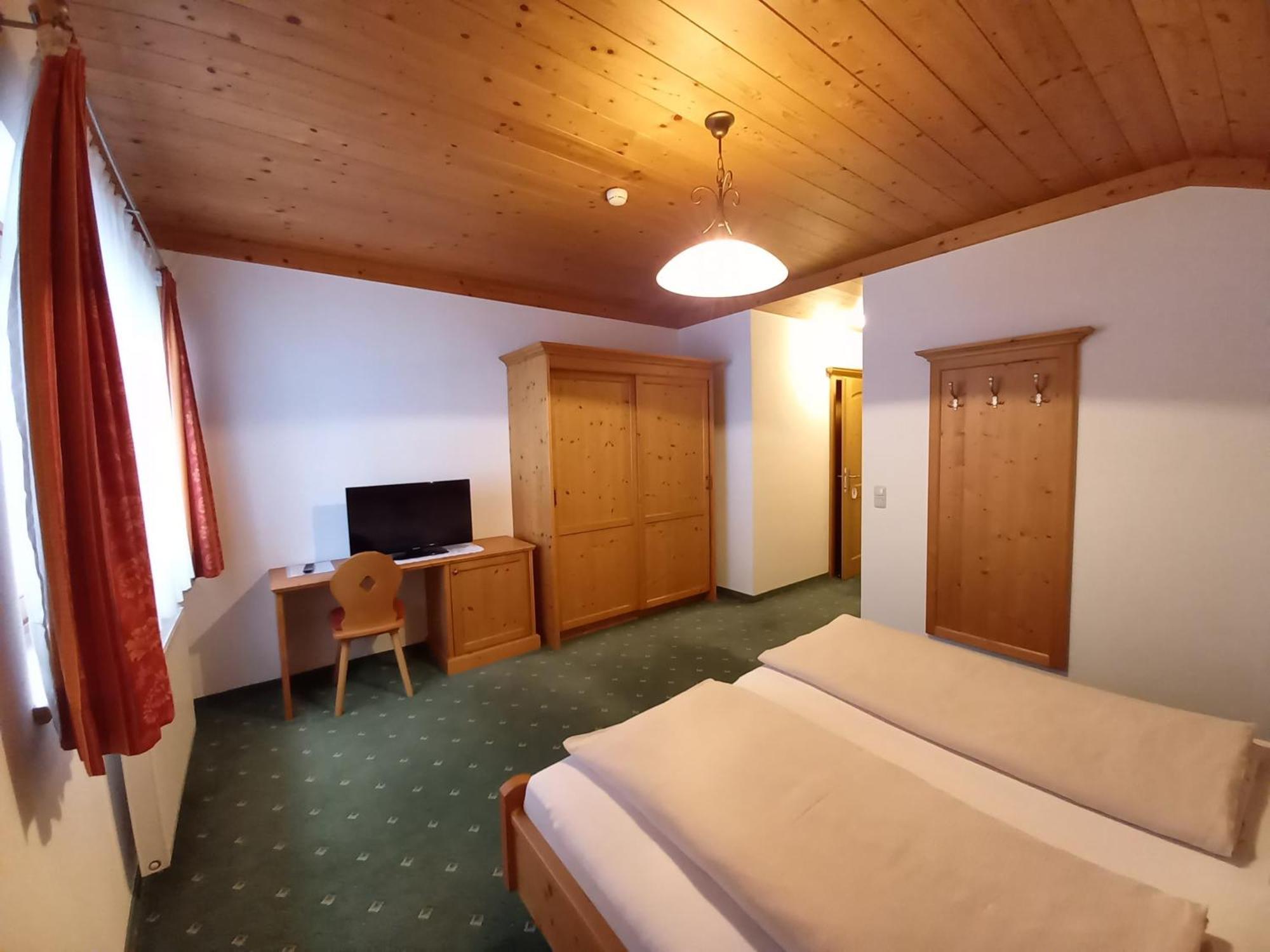 Gaestehaus Toferer Гросарл Екстериор снимка