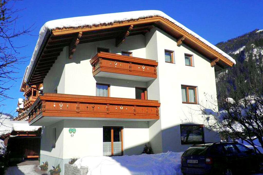 Gaestehaus Toferer Гросарл Екстериор снимка